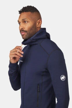 Mammut Taiss Light Ml Hooded Jacket Men -Mammut Avontuur 2210002237191 015 nl